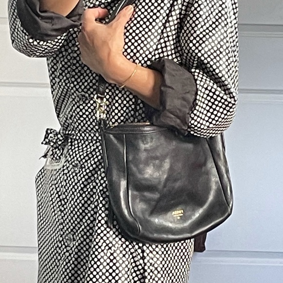 Fossil Black Leather Crossbody or Shoulder Bag - Picture 2 of 16